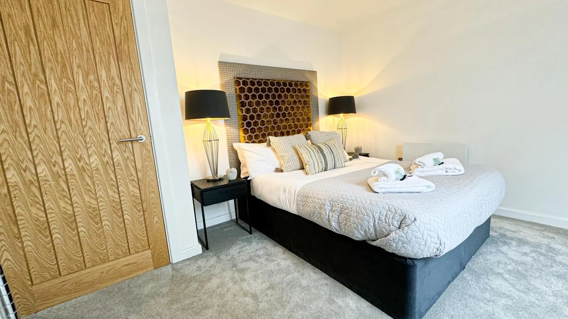 Long Term Business Stays - Relocating Families York Daire